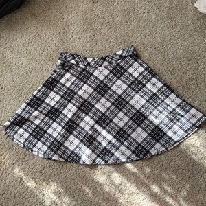 🐠2 for $16 Rue21 Plaid Skirt